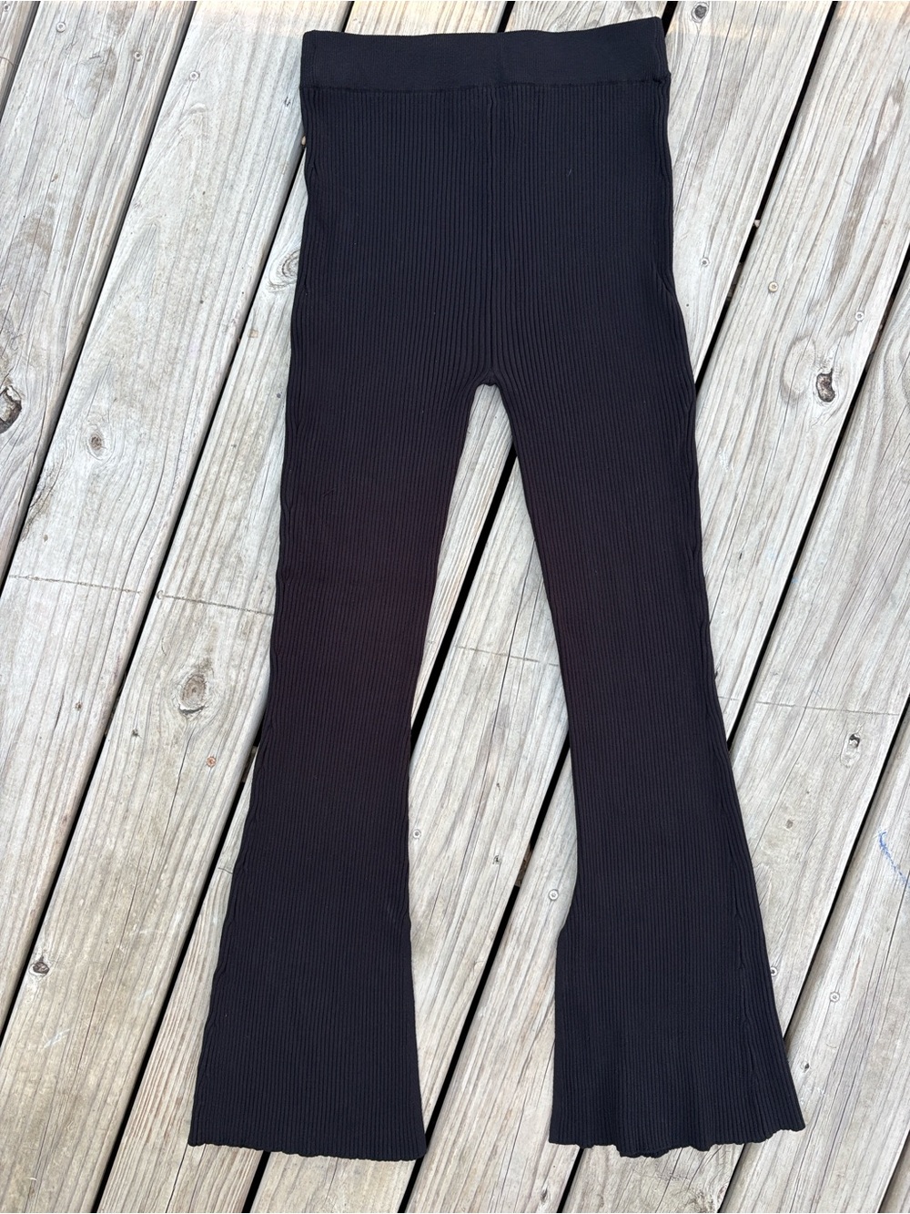 Le Ore Ribbed Black Flared Knit Trousers
